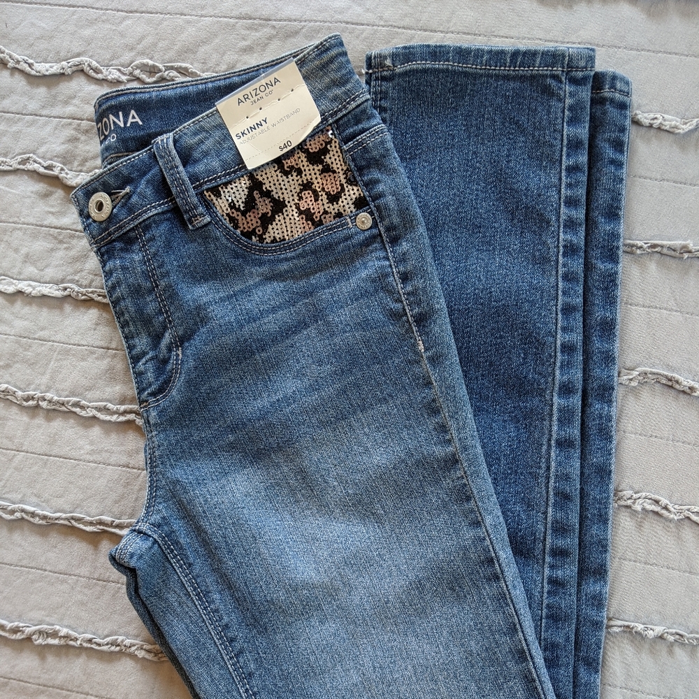 NWT Arizona Skinny Jeans with leopard sequins